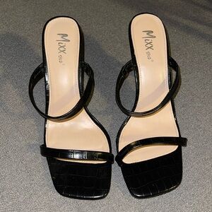 3 inch black heel , square toe